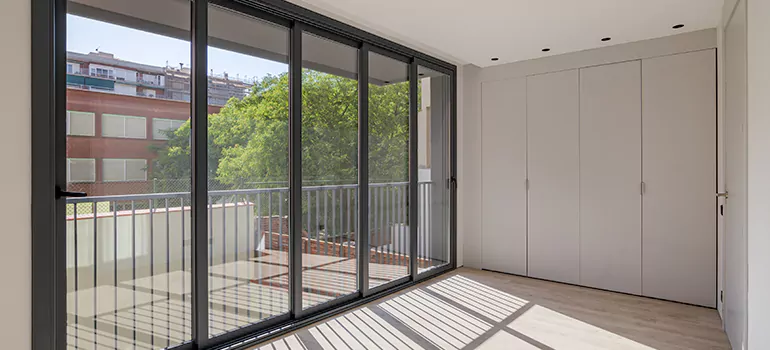 Aluminum Glazed Window Installation in Tampa, FL