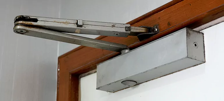 Door Closer Setup in Tampa, FL