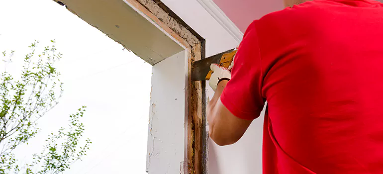 Residential Accordion Door Repair in Tampa, FL