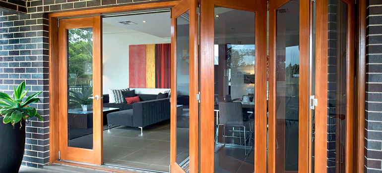 Folding Door Panel Repair in Tampa, FL